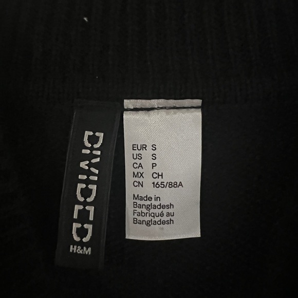 H&M Sweater NWT! - Picture 4 of 5